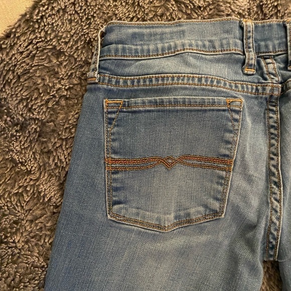 LUCKY BRAND Women’s Charlie Capri Jeans - Picture 9 of 10